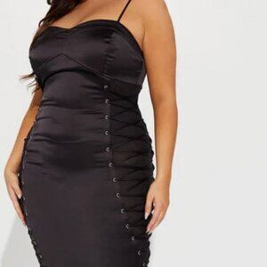 Fashion Nova Satin Midi Dress - Black
